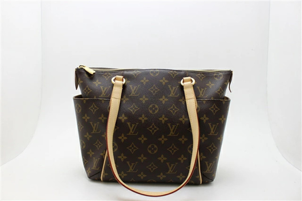LOUIS VUITTON Monogram Totally Shoulder Bag